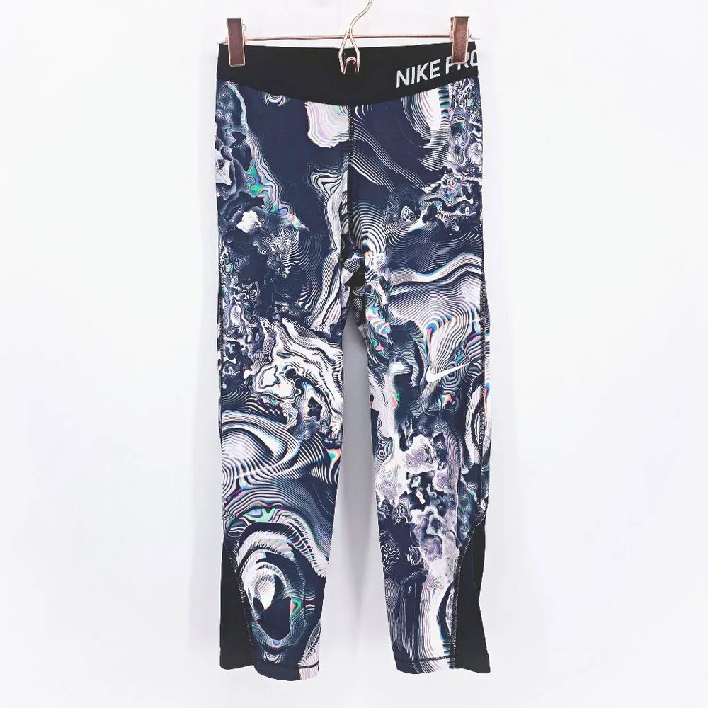 Nike Pro Training Crop Leggings